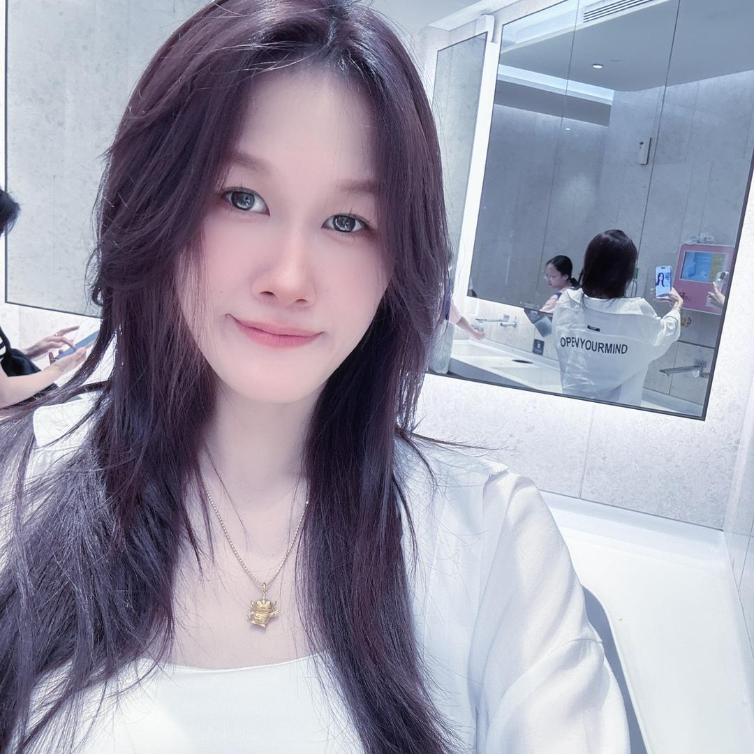 小小美甲师丶ice