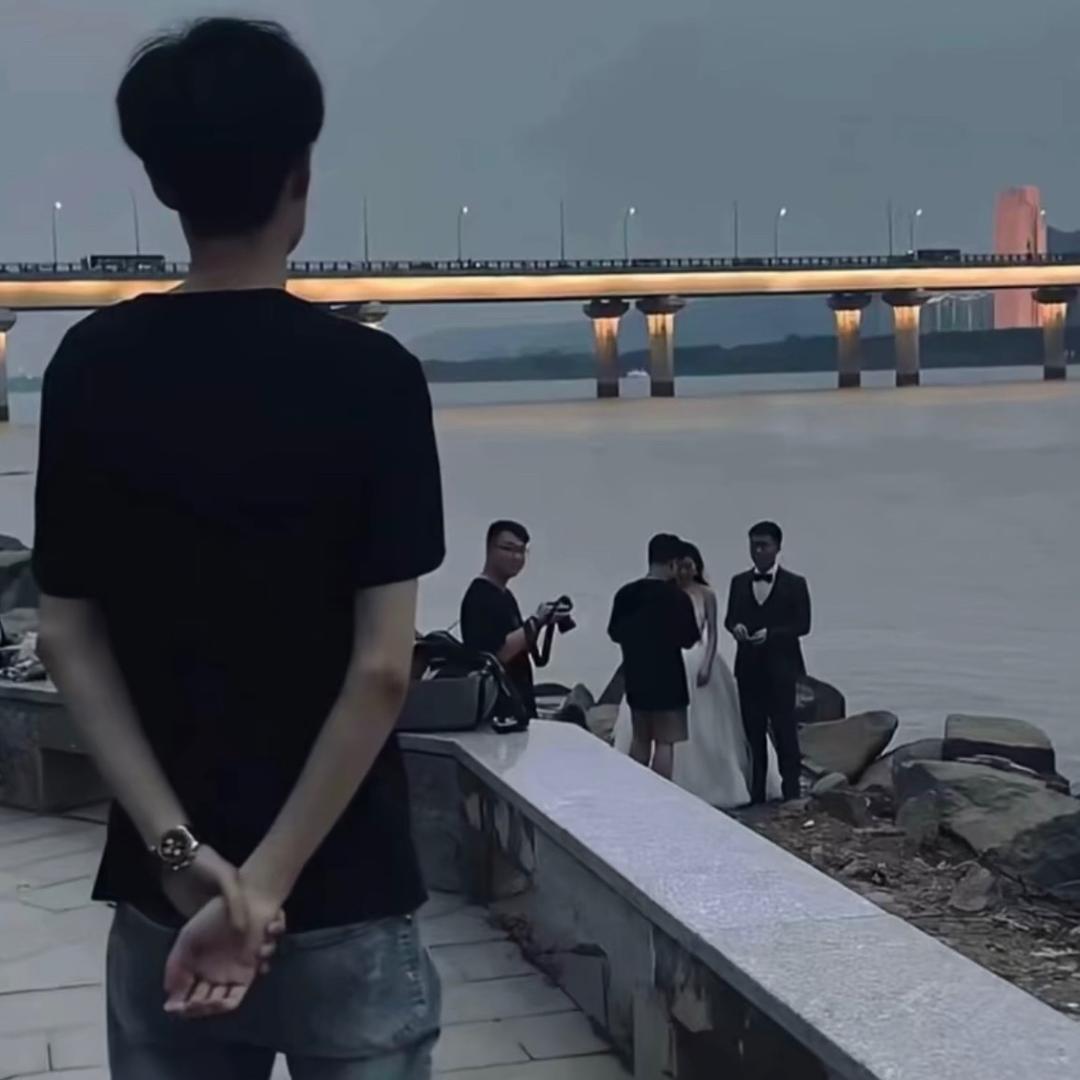 小斌⚜️