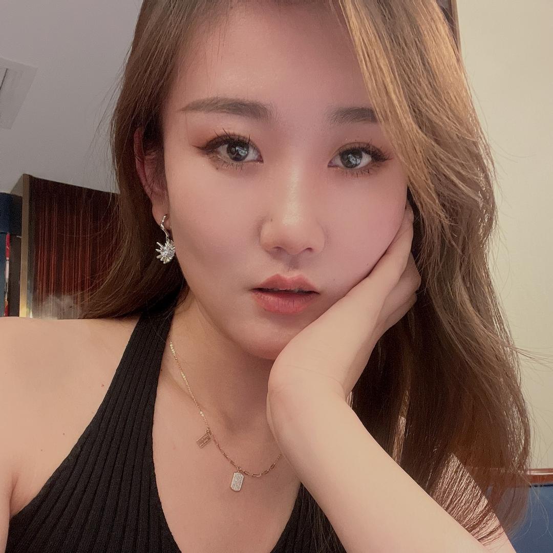 晚风踩着云☁️