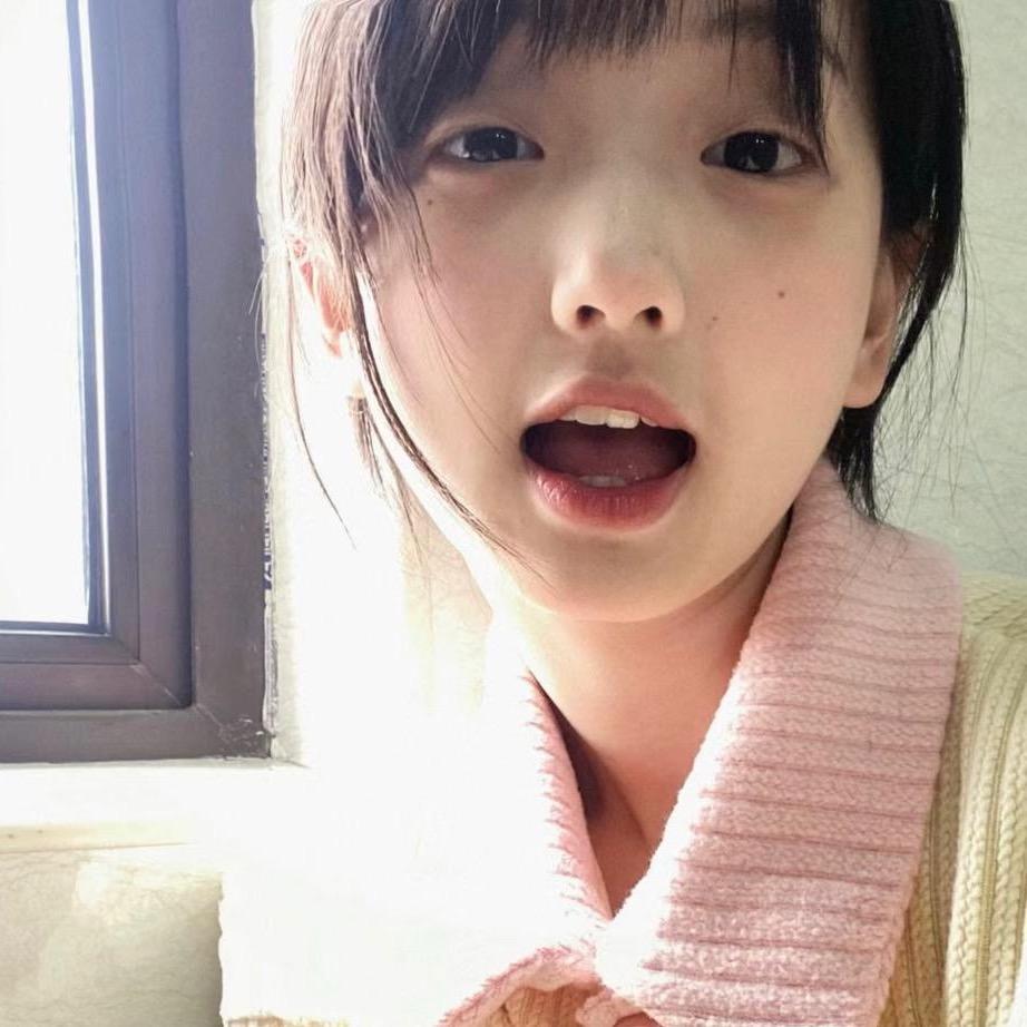 我也只会比耶