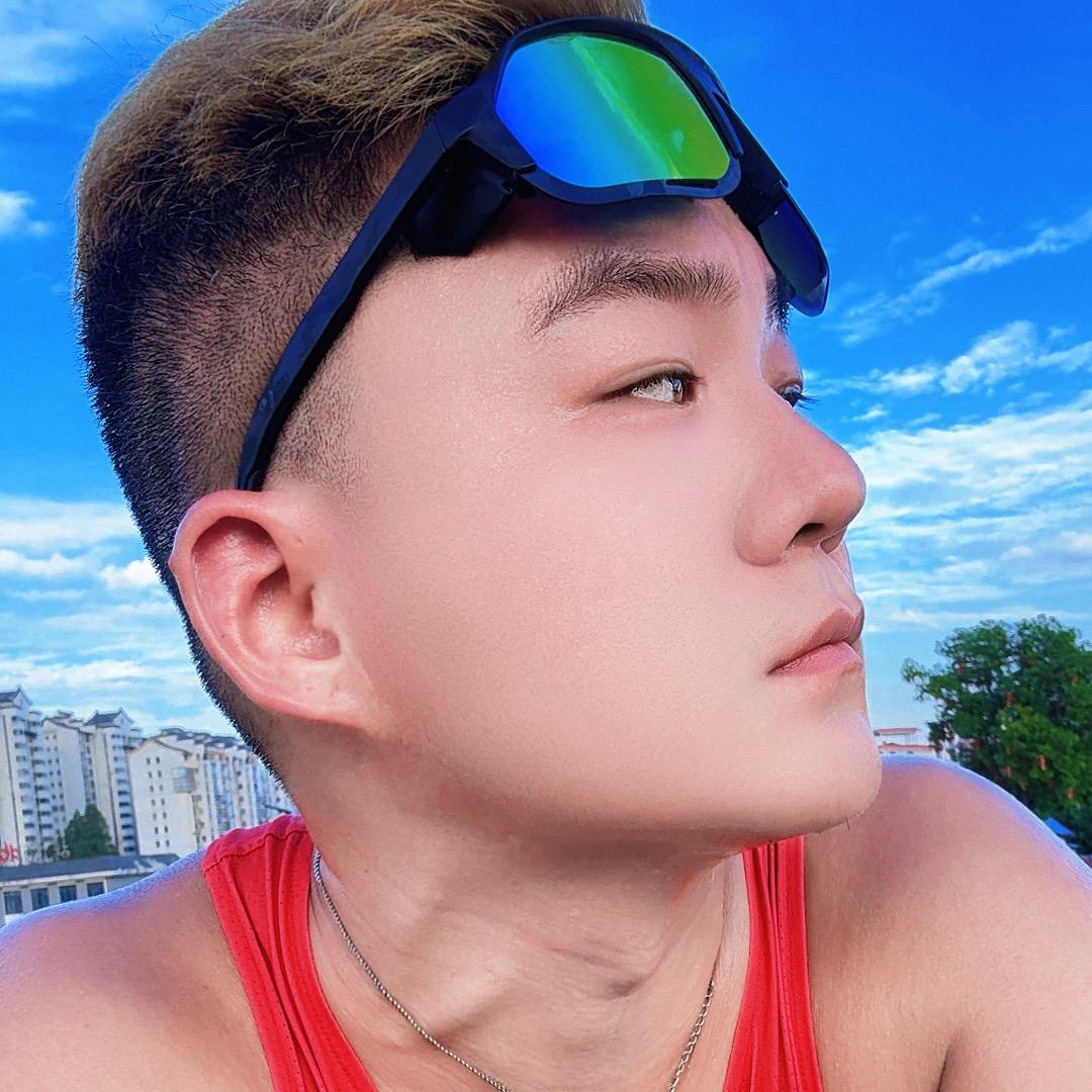 朗尼
