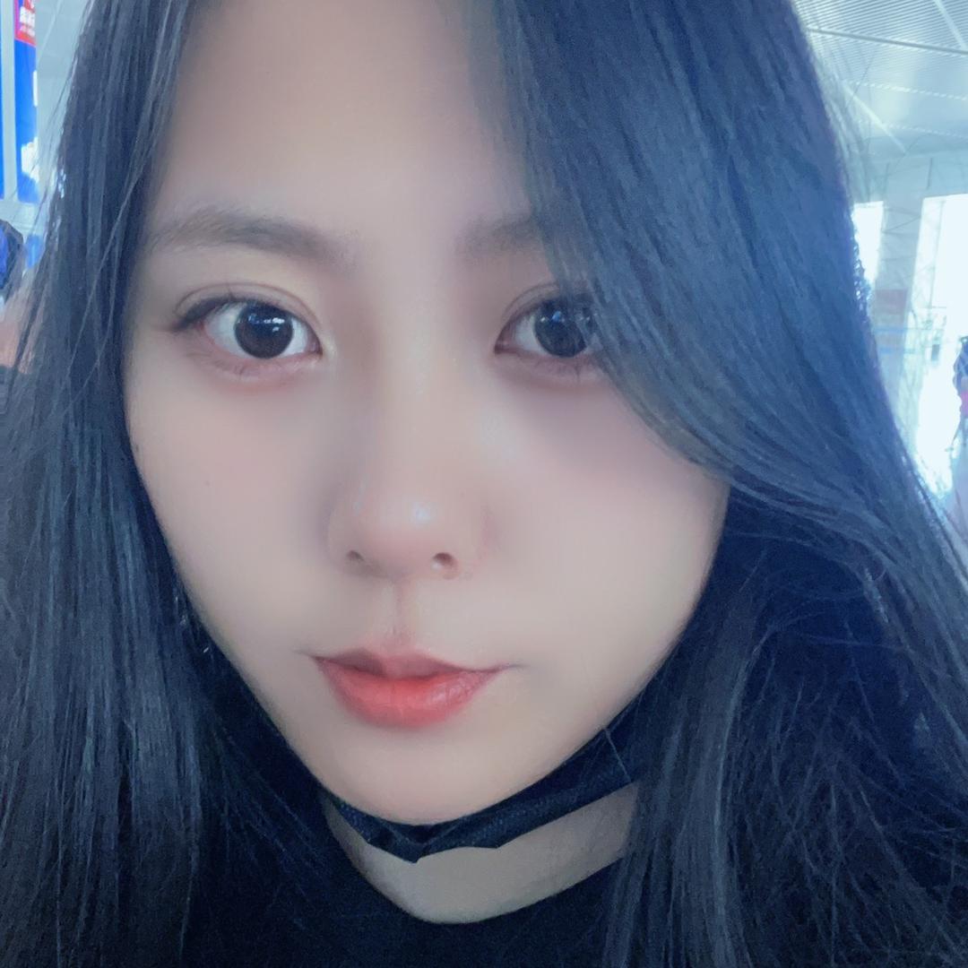 明星经纪&品牌策划～文英💕