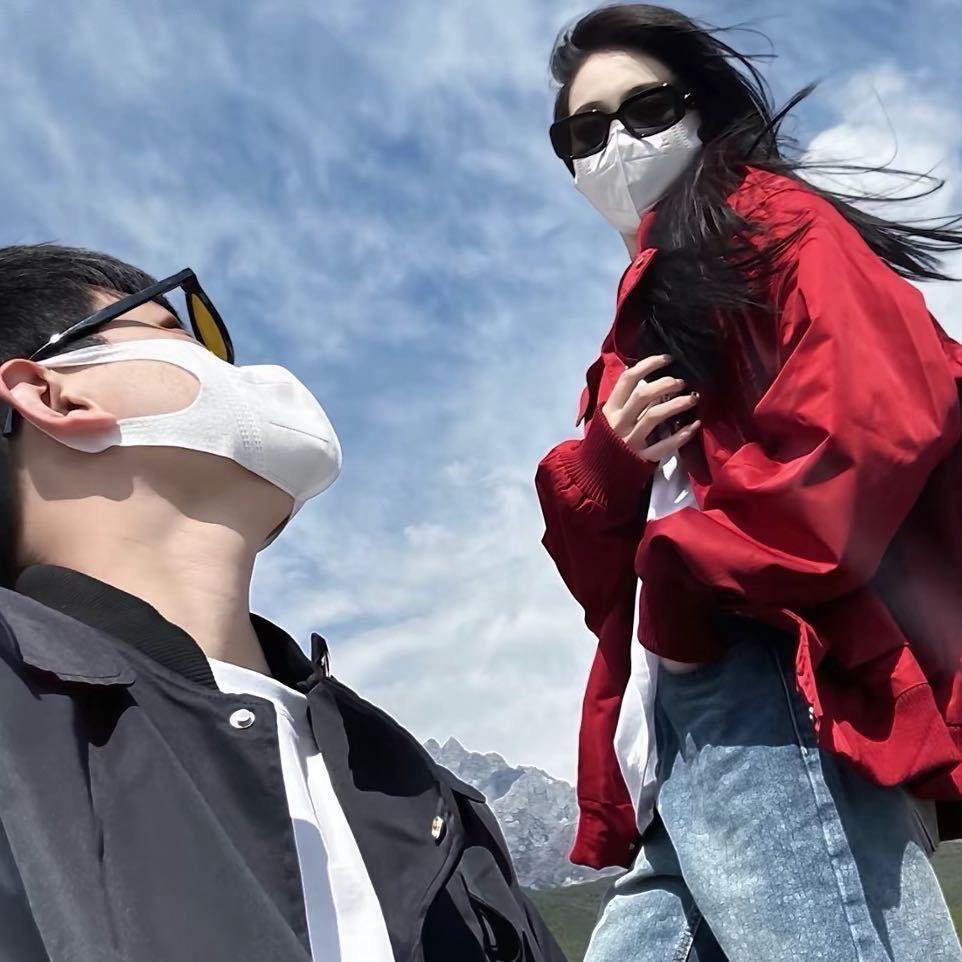 凡人.