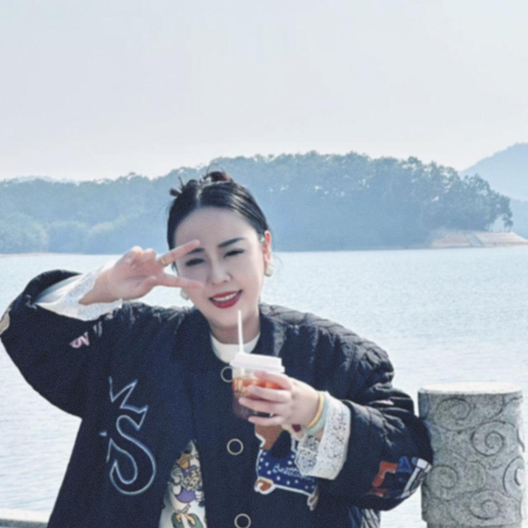 玥瑶