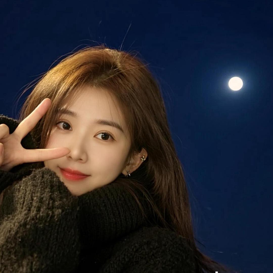 偶尔也会发呆°