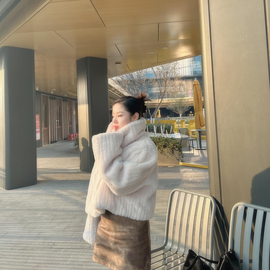 七色镇水颜美容