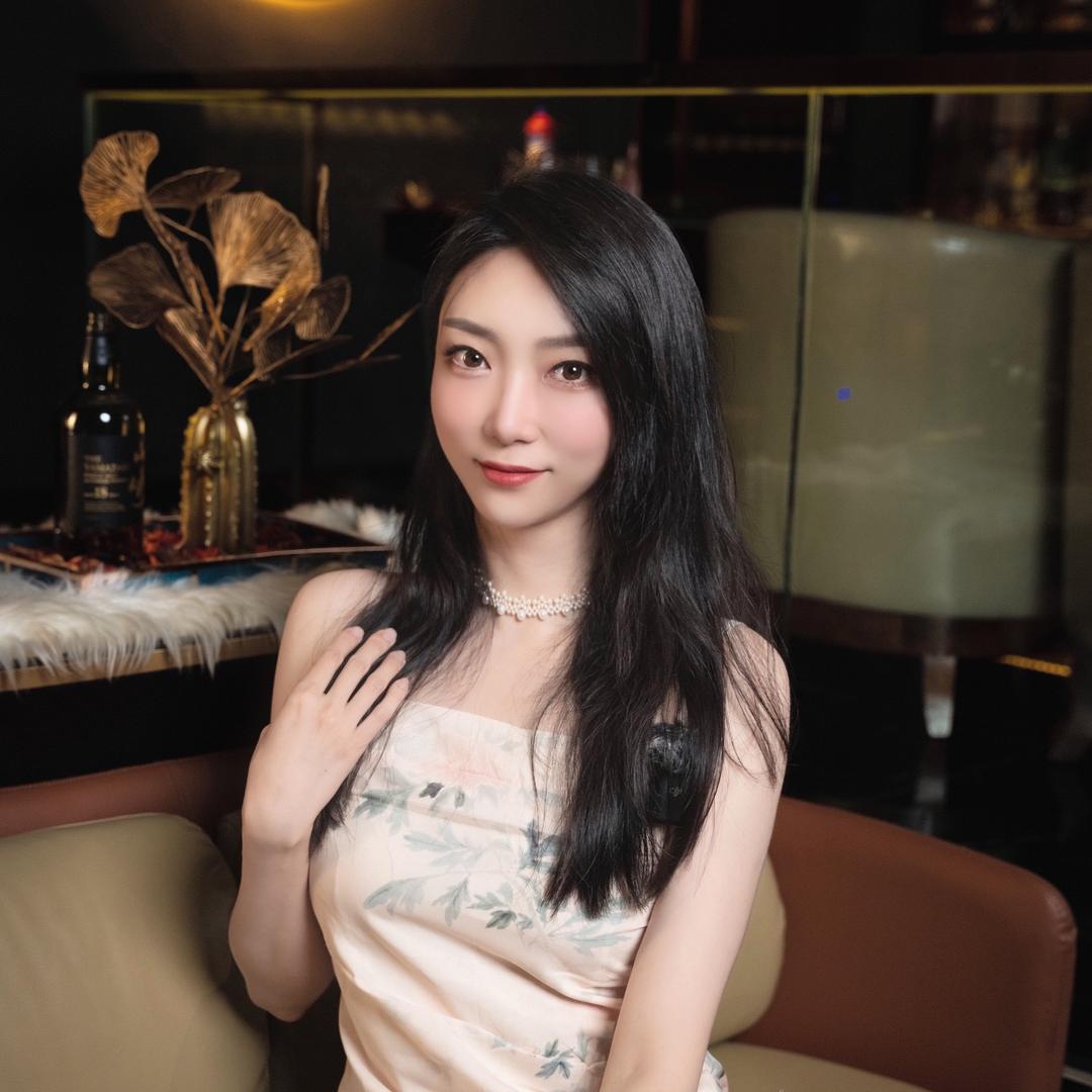 凝么么