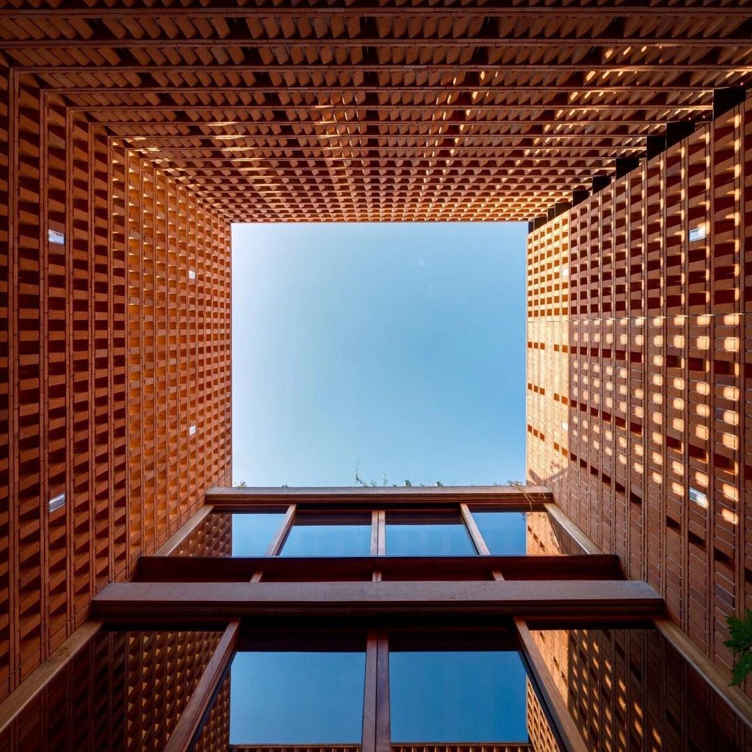 高屋建瓴