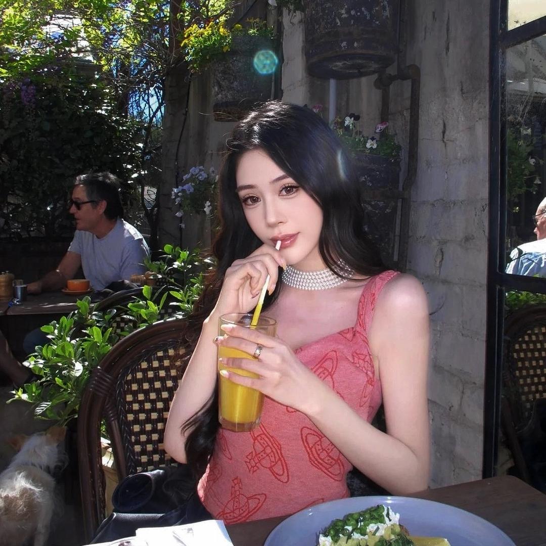 JIANG-
