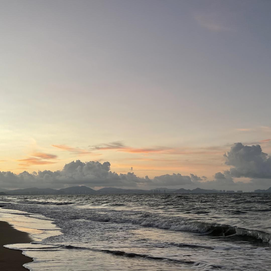 明天不熬夜了🌈