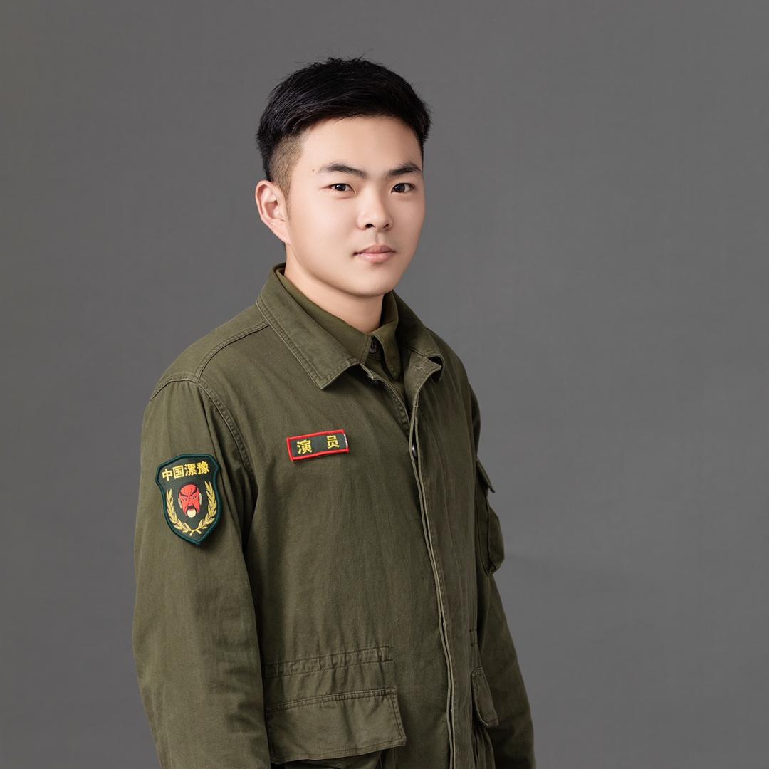 李新康