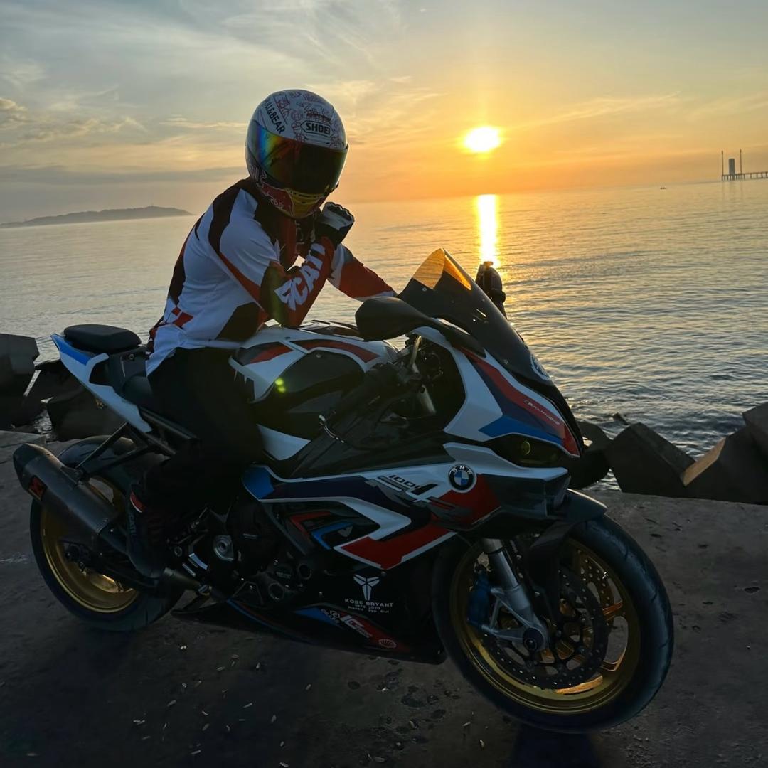 云迹机车—（啊洋）