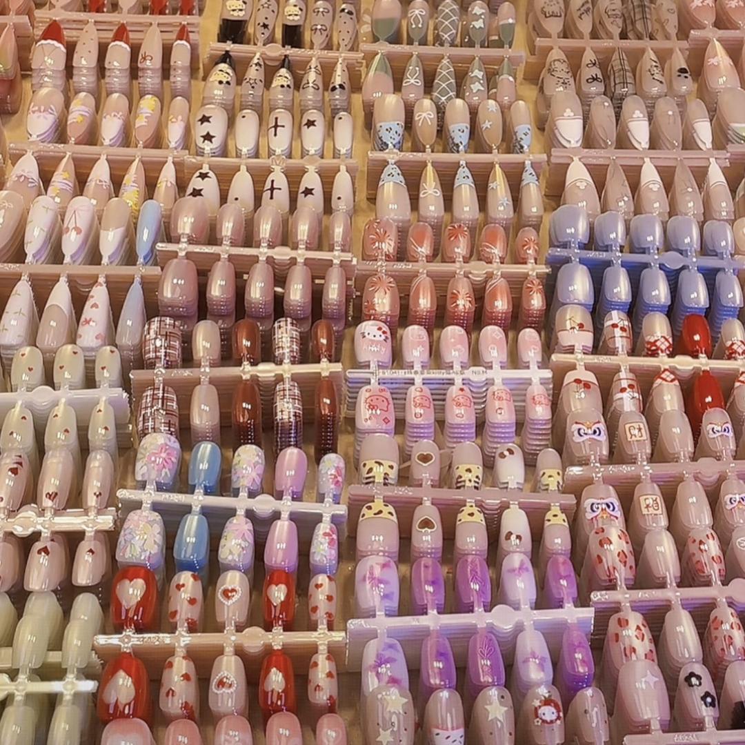 缤粉BingPink穿戴甲福利