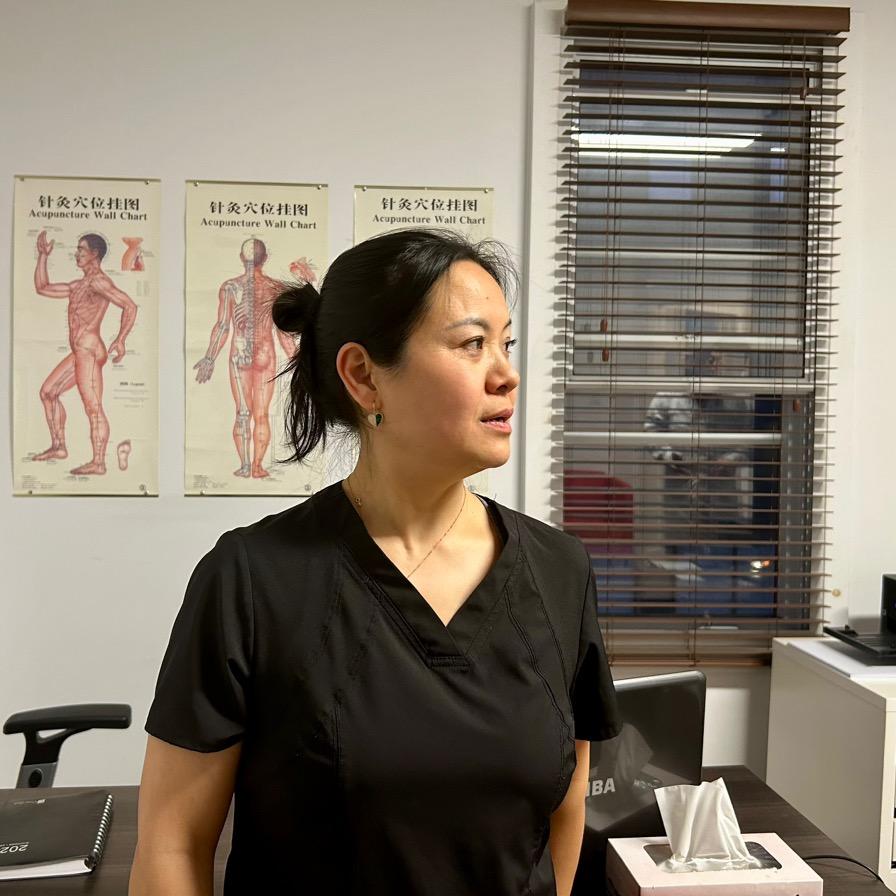 按摩师玲姐在加拿大