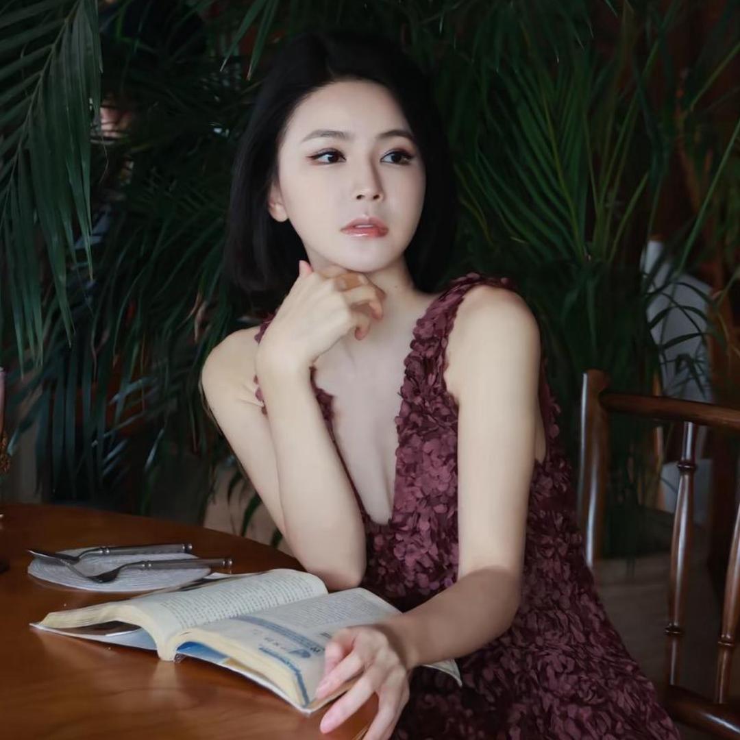 溶溶RONGRONG -穿搭优选