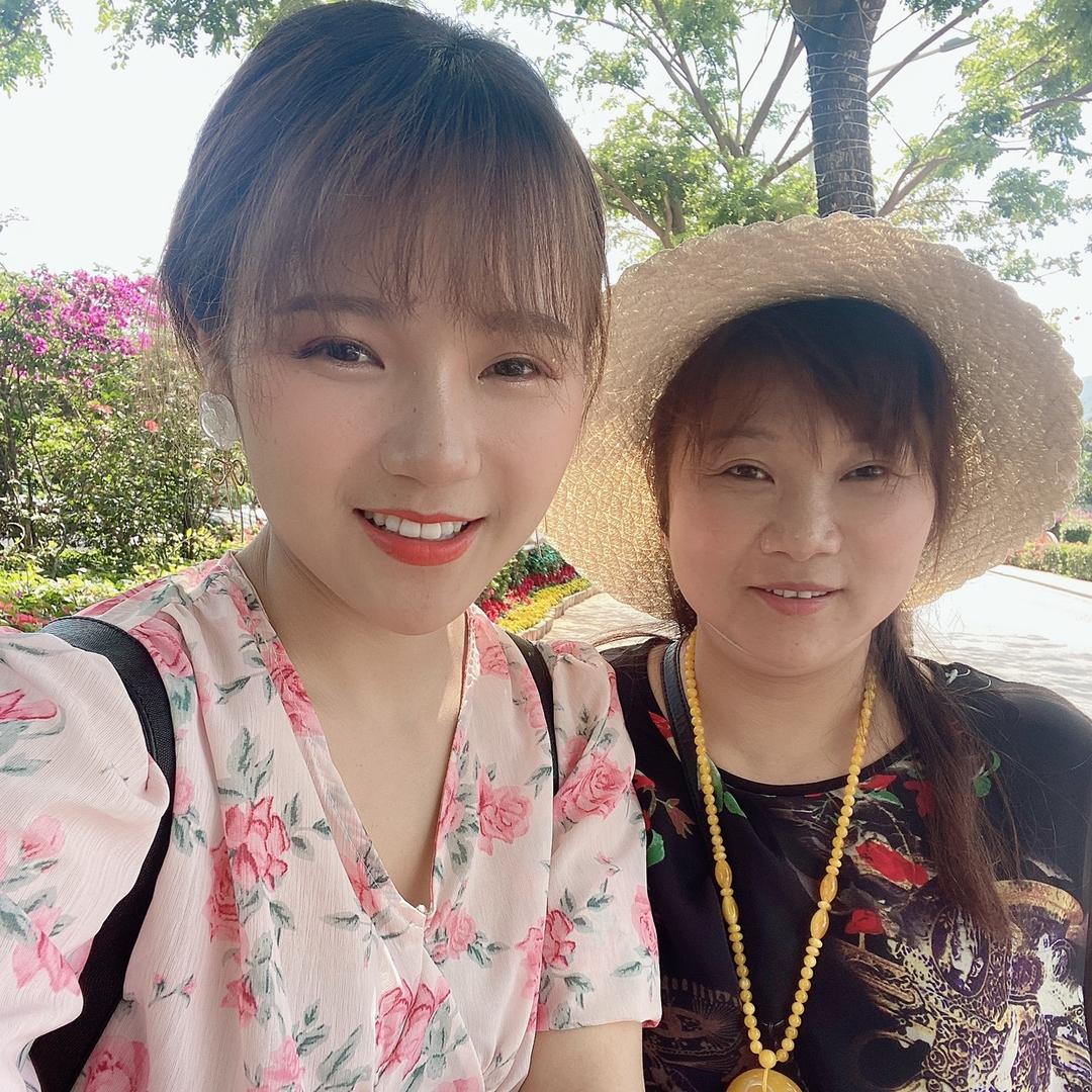 小丫，恰饭啦！