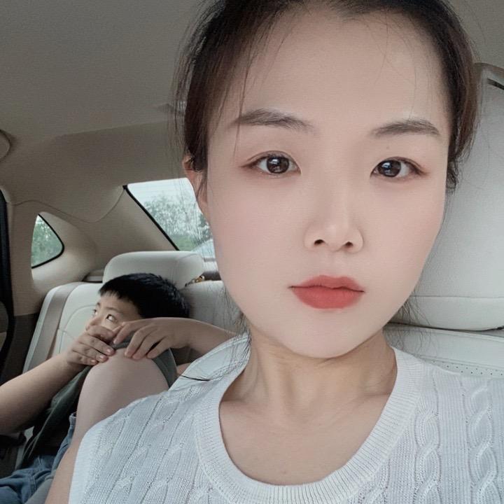 三三两两