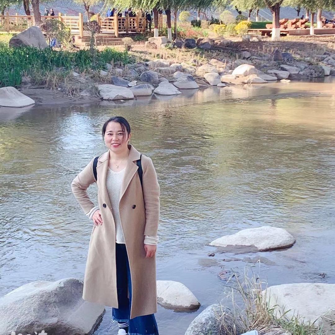 塑明星 远嫁诗诺在河北