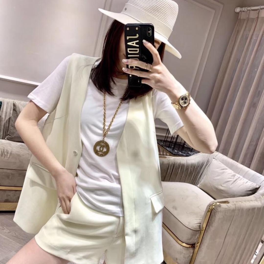 米兰阁服饰