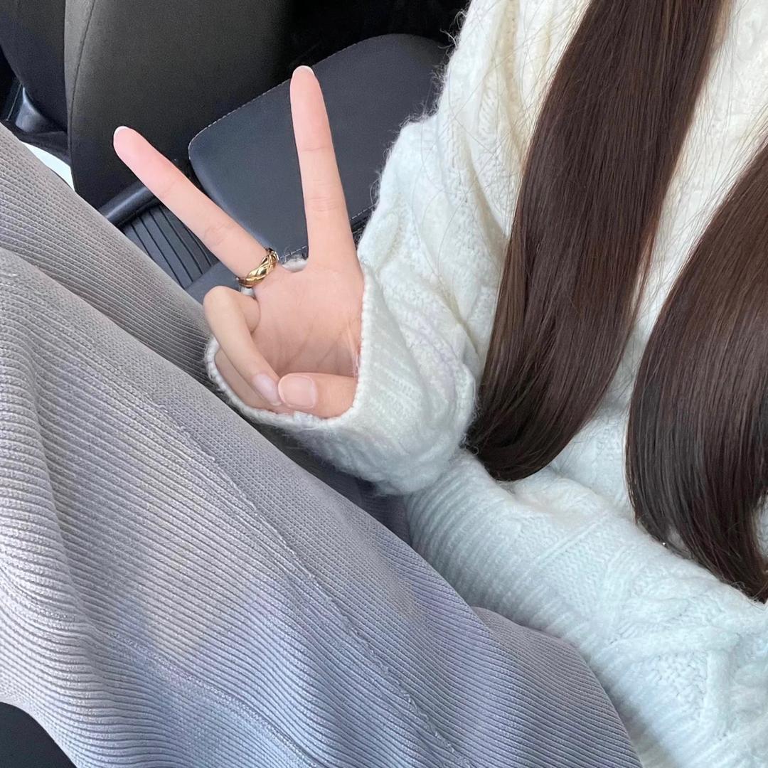 易灿轻奢夏款女裤