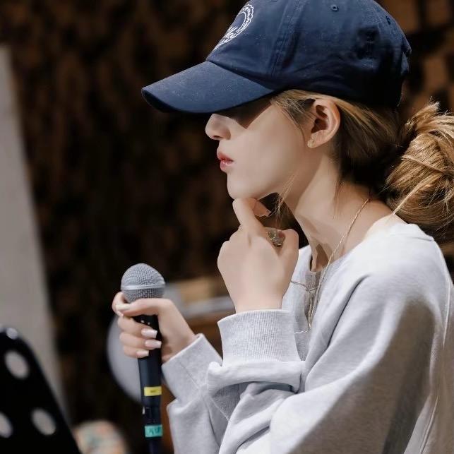 Joechen-1015💜🍂🍣🍔