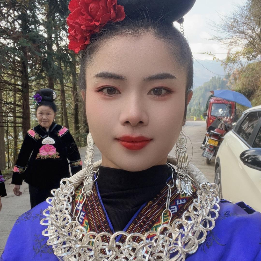 村上花☘️千户苗寨特产