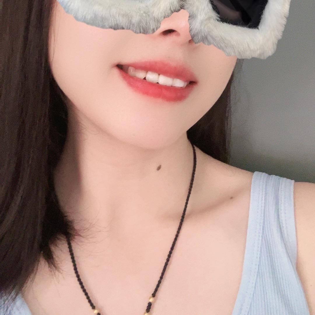 @ 一个大月月