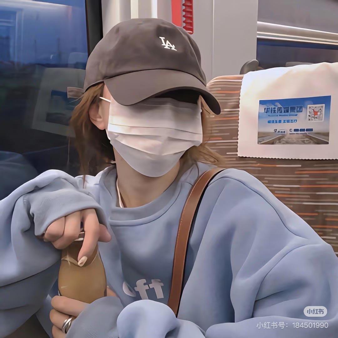 两个公主👸👸👩