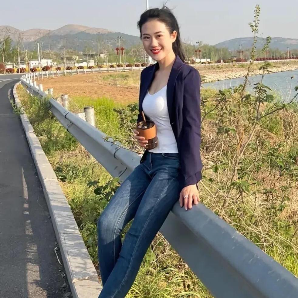 罗👀豆豆^ - ^