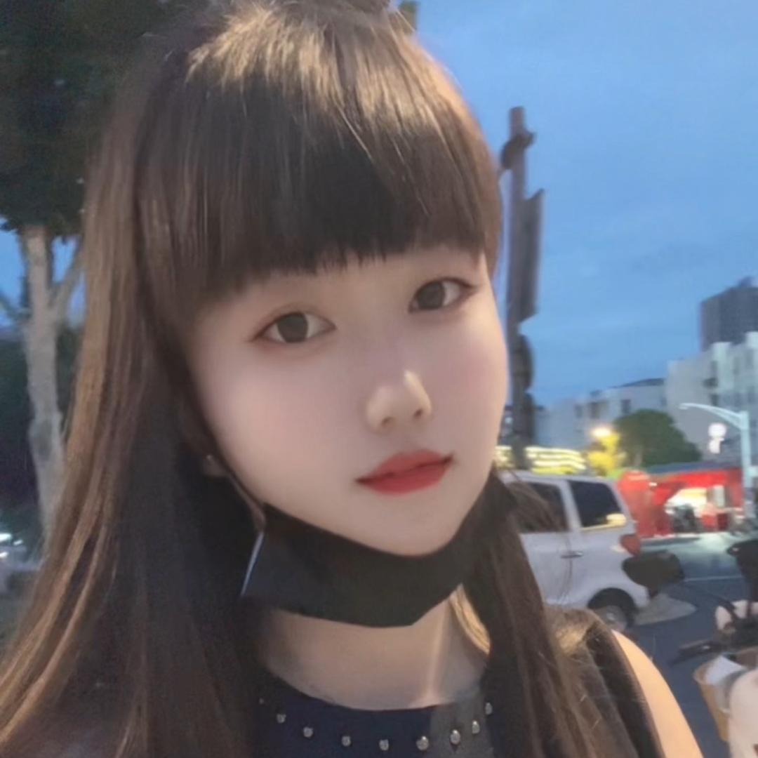 A黄小吖