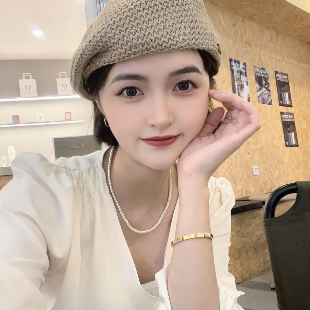 懒懒来了.