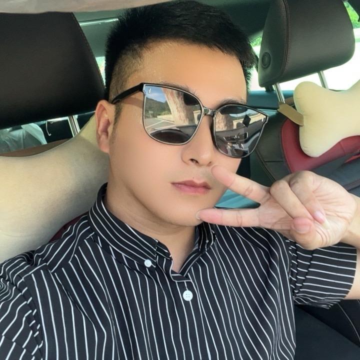 @俊仔家的芦丁鸡🐔