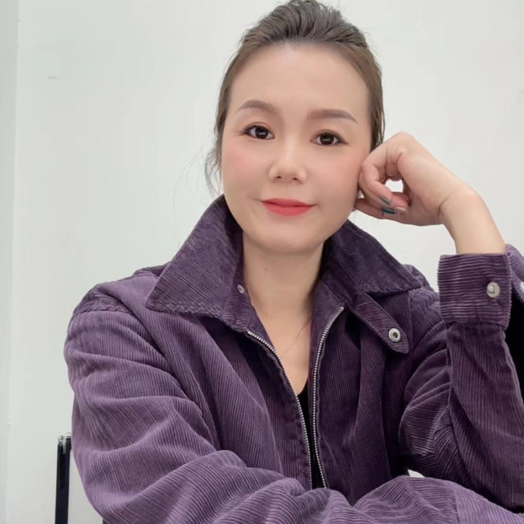 洪湖九月女装（阳阳）