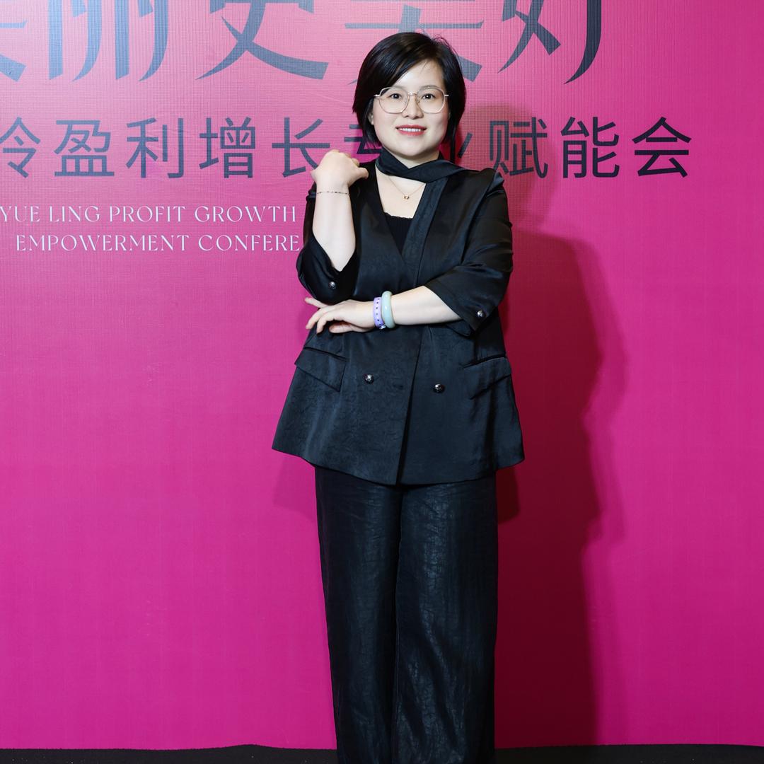 罗琴
