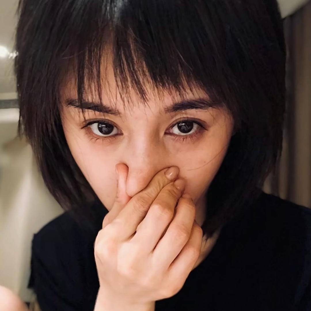 一飞冲天西文灰（黄小🍑看镜头版