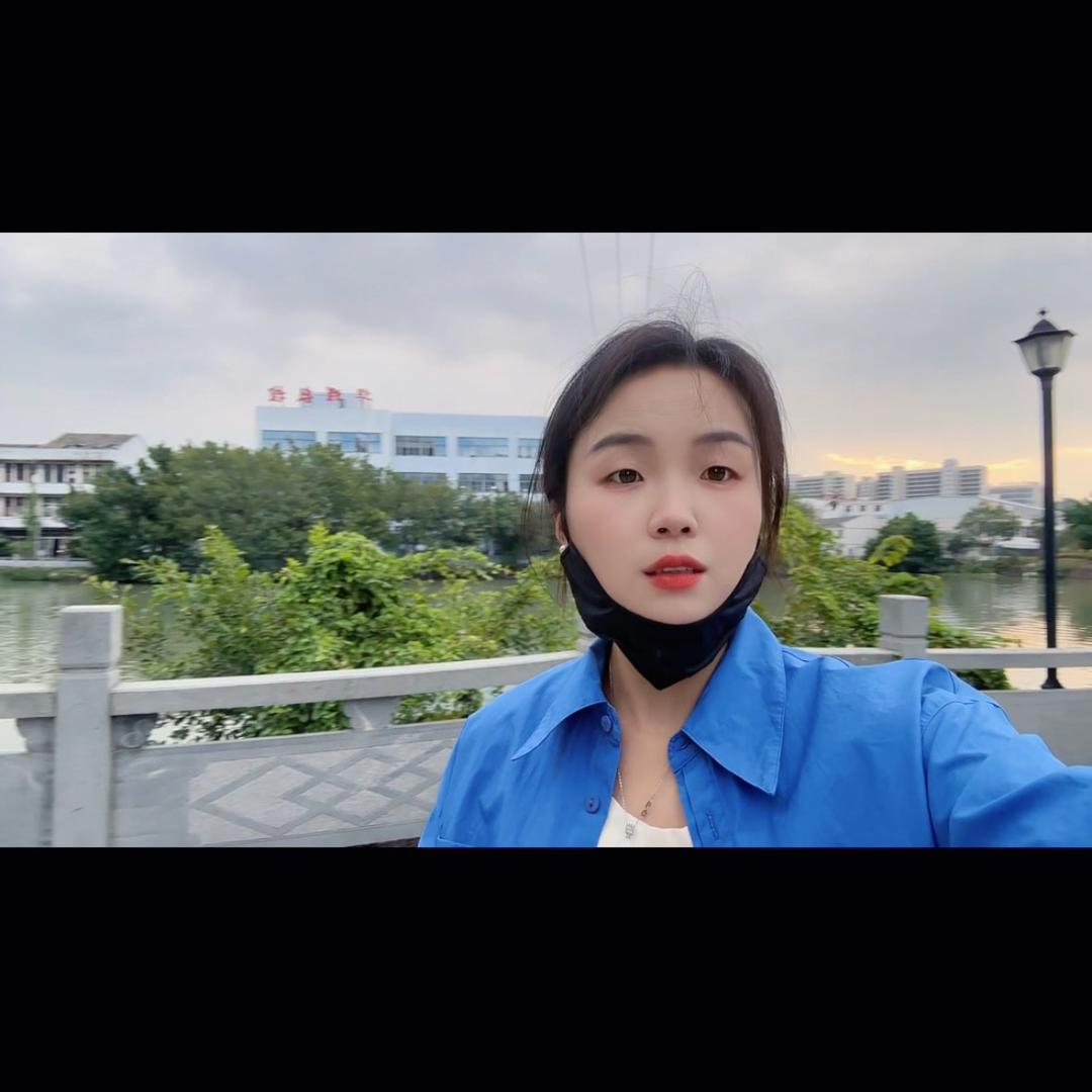 菲姐带你看挖机