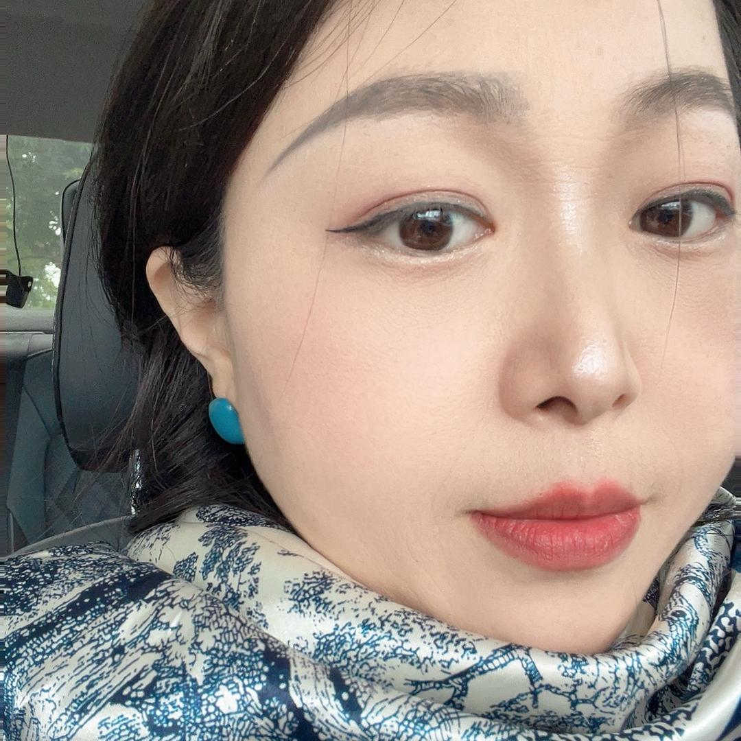 姓周的小老太太