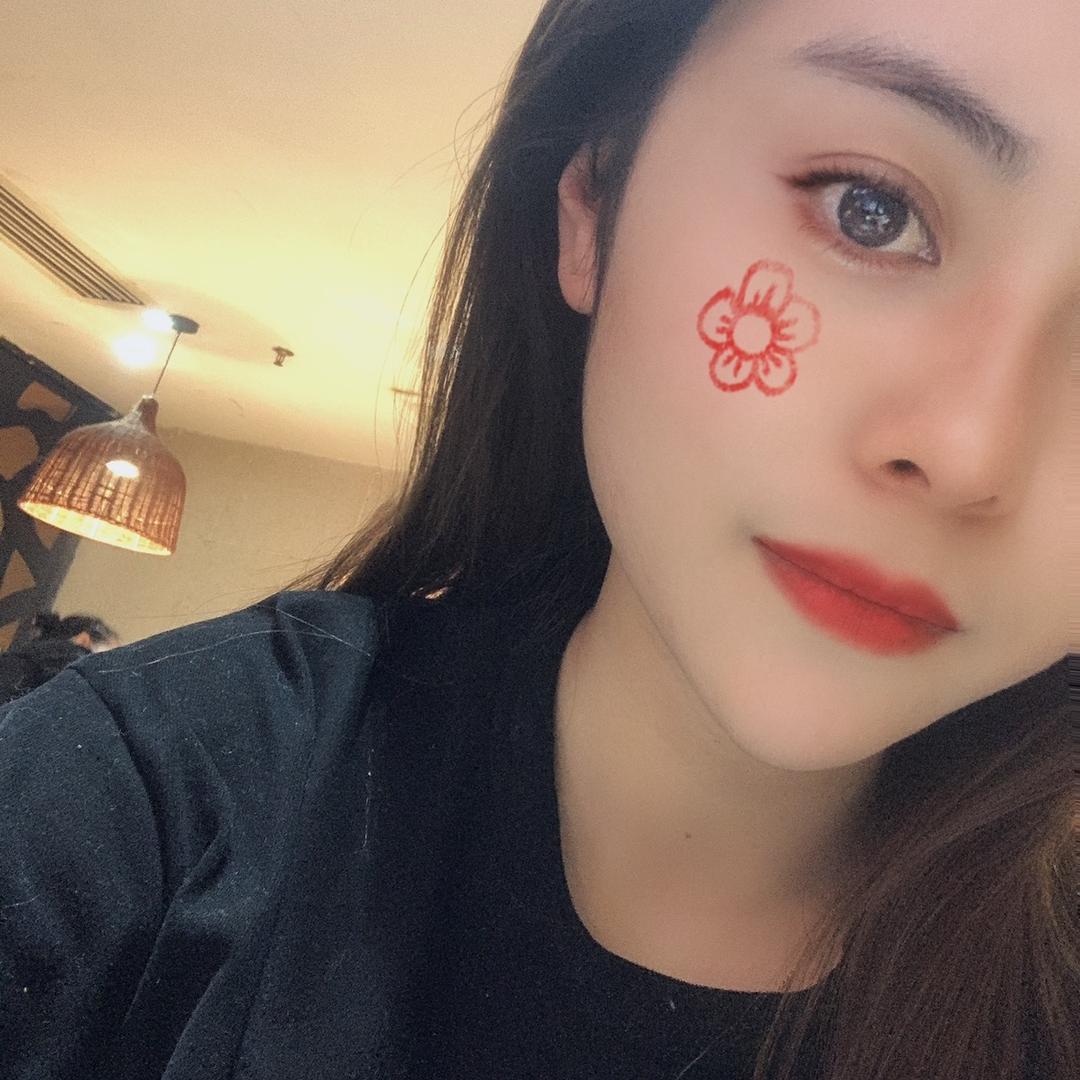 95后女司机茉茉