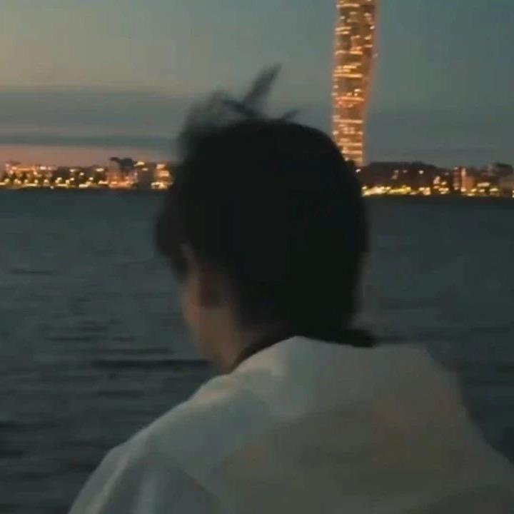 半颗🍬糖