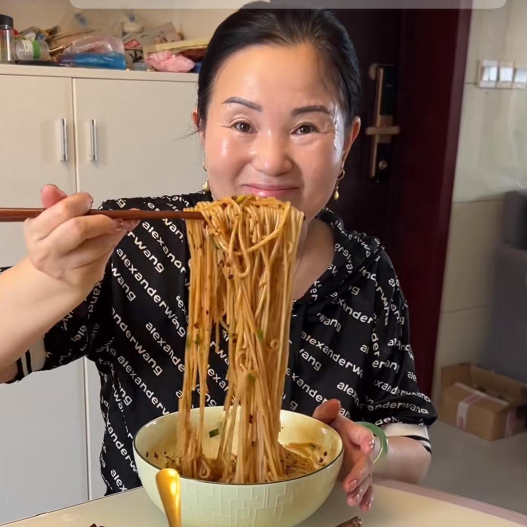 芳姐乡村生活