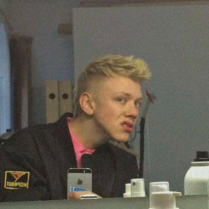 脸大，给个面子