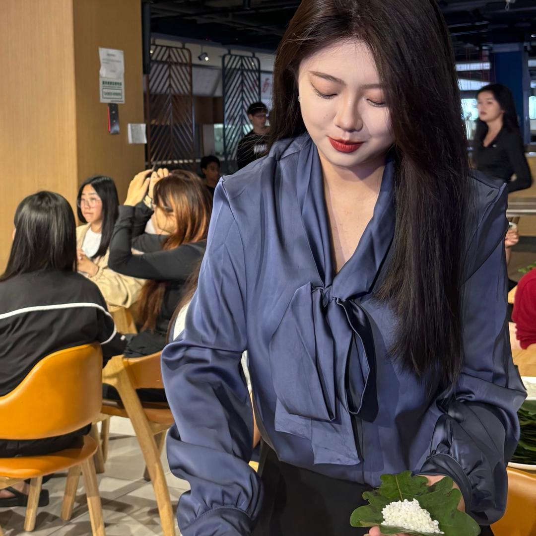 我不想吃饭. ⁰⁴²⁰