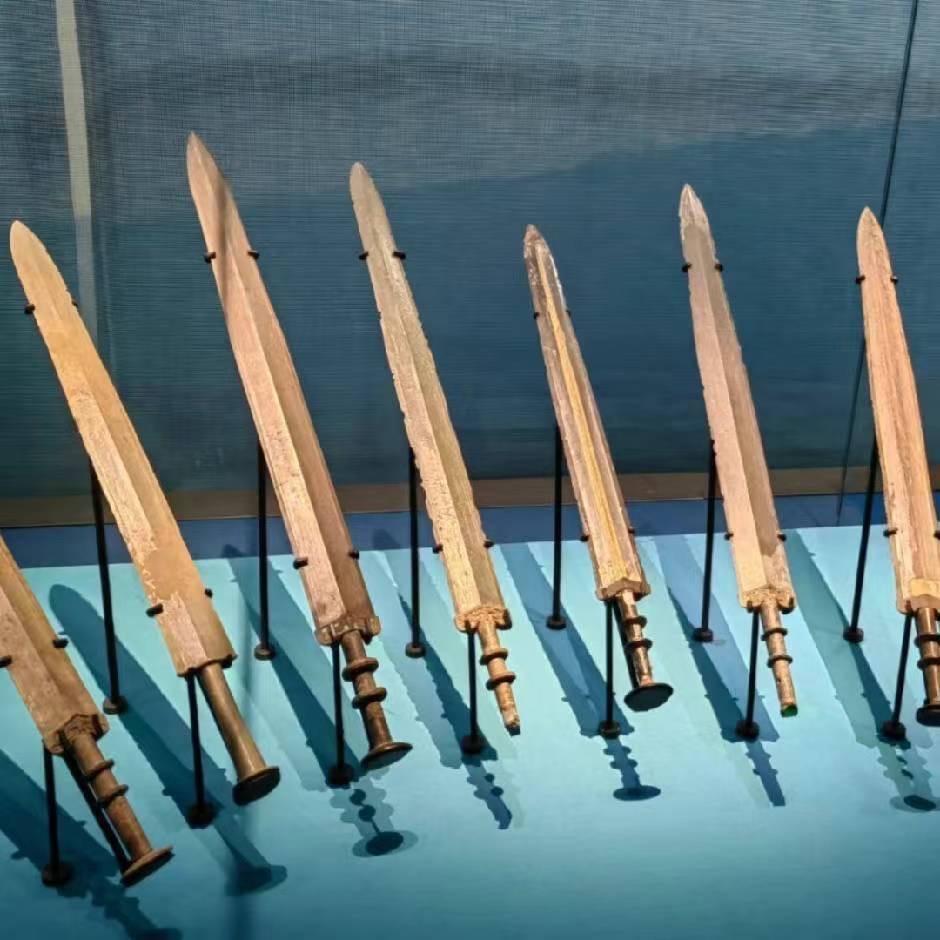 品鉴古玩艺术馆