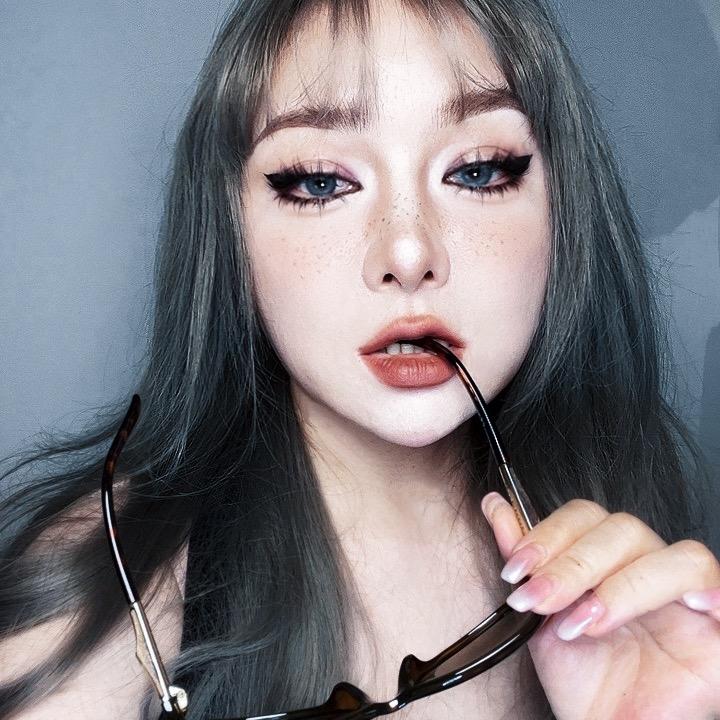 化妆师付京