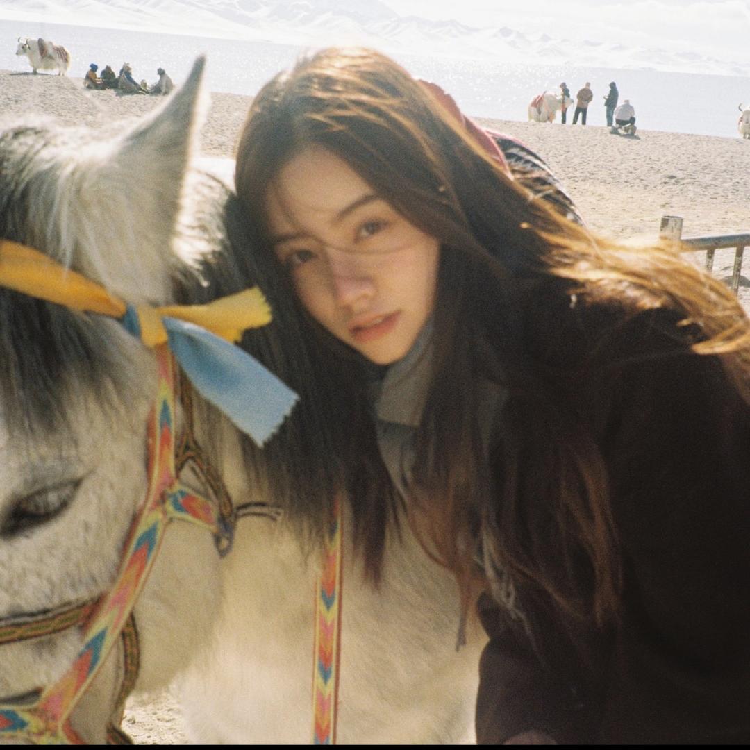 ￴￴ ￴￴ ￴ ￴￴