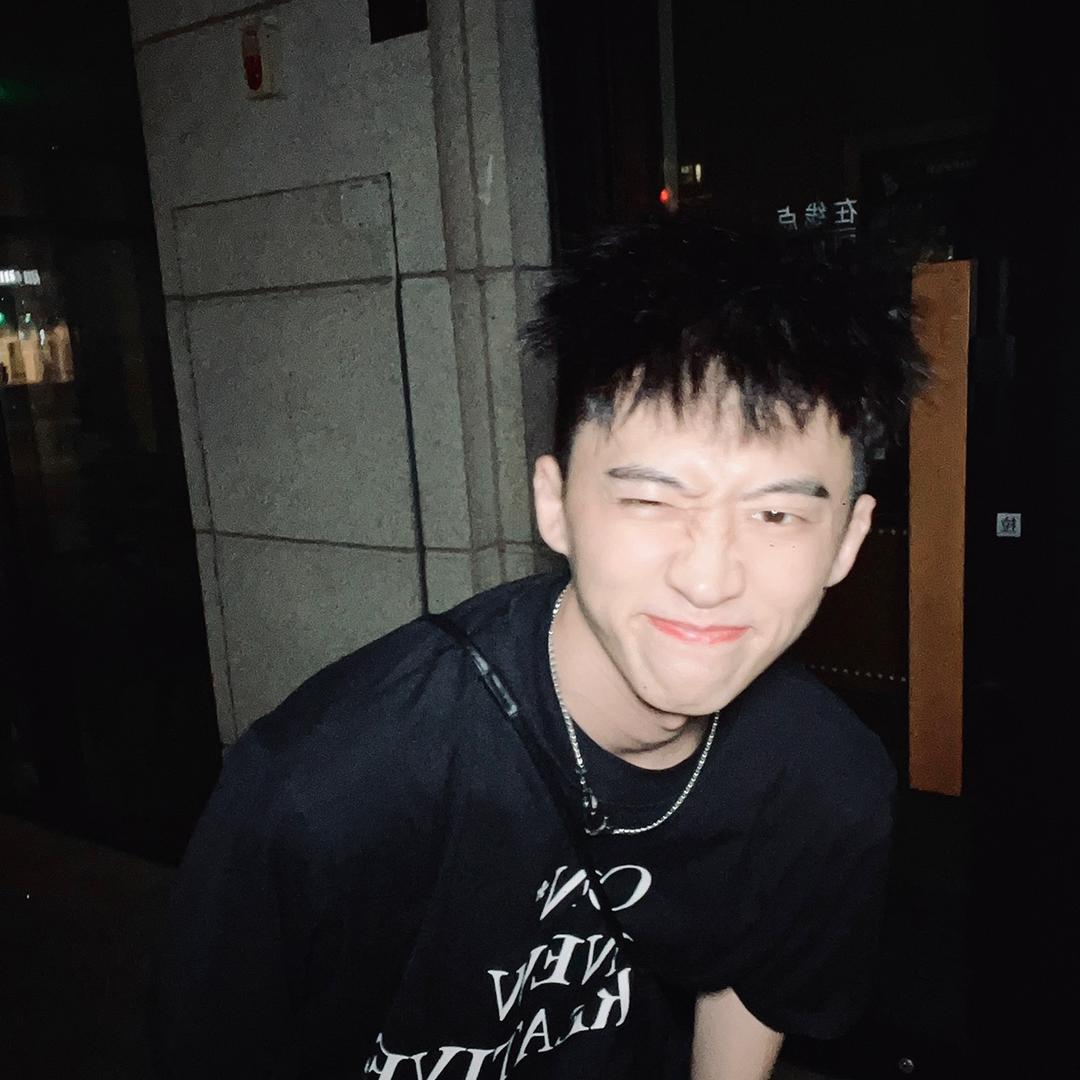 行走的猪蹄@抖音