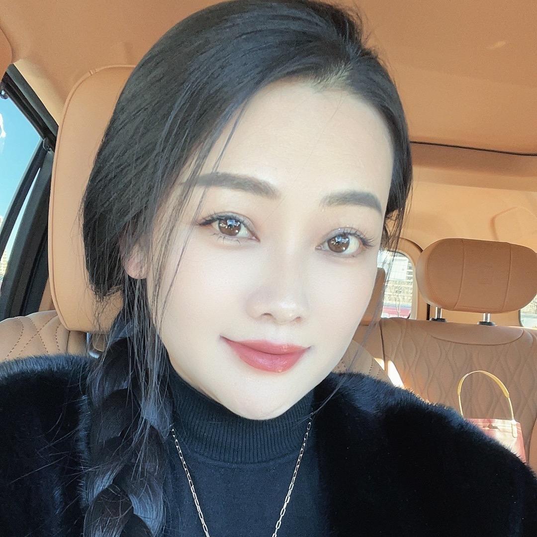 鄂尔多斯万达柏诗琳私服定制