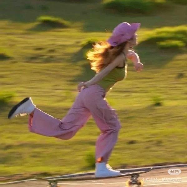 宇宙超级无敌可爱噼里啪啦炫酷美少女战士ε