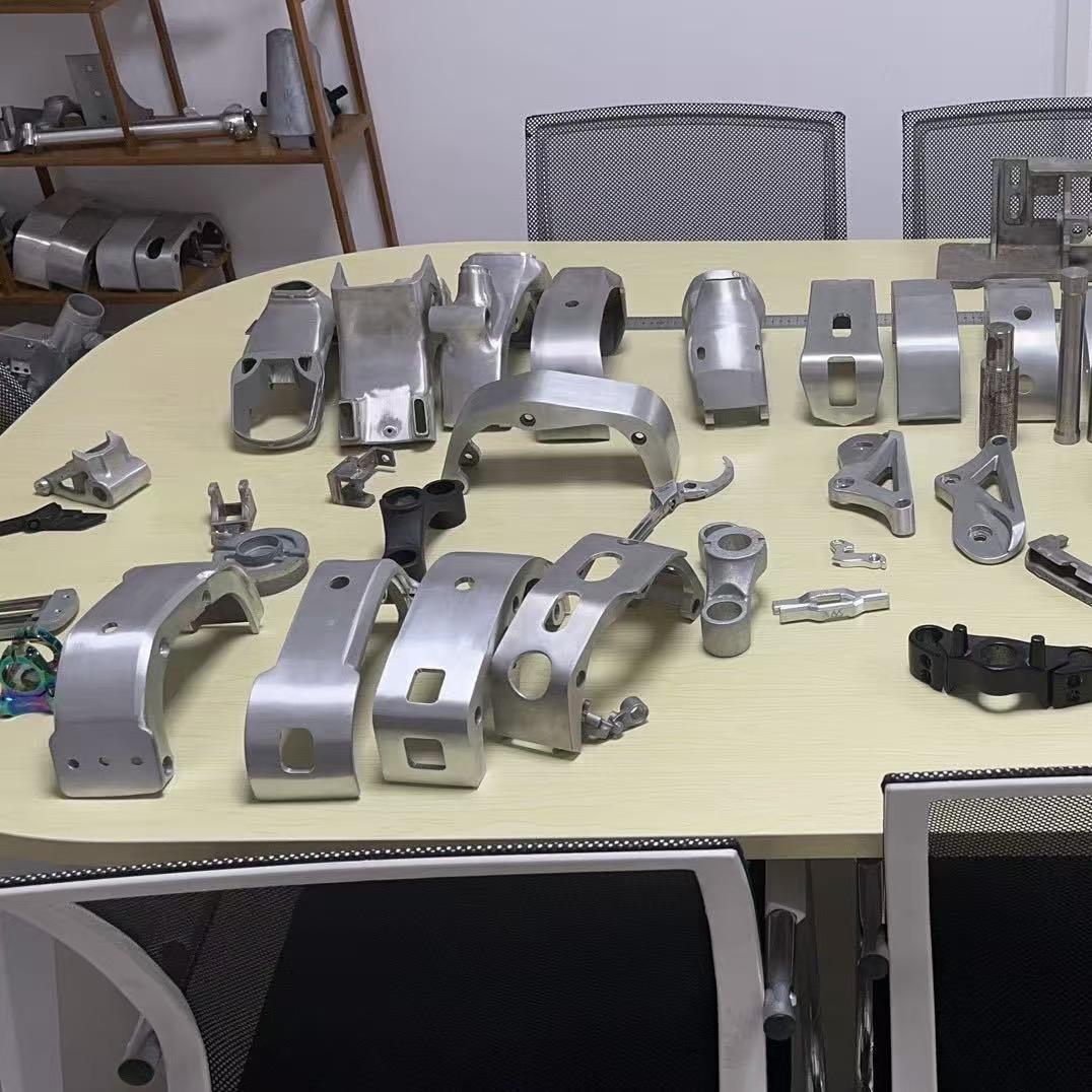 东莞五金压铸悦悦