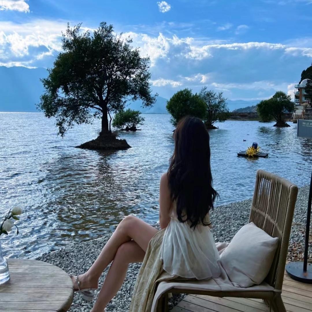 奶芙丸《橱窗男生好物分享》